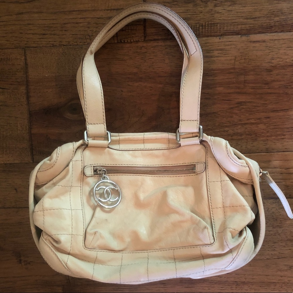 Chanel shoulder bag